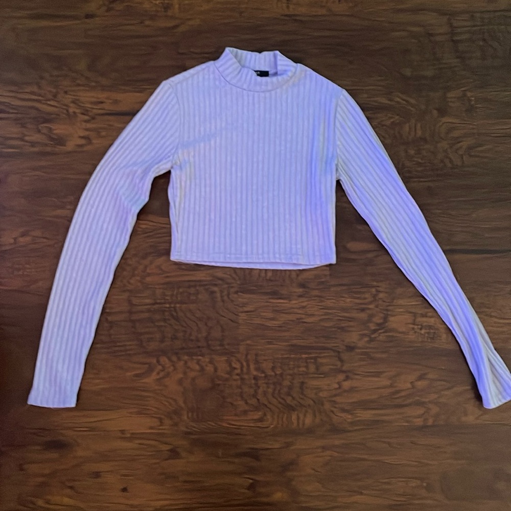 Forever 21 periwinkle crop top. Size small
